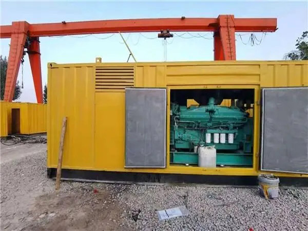 安定冬季低温环境下，500KW发电机组应该选择什么类型的启动电瓶？